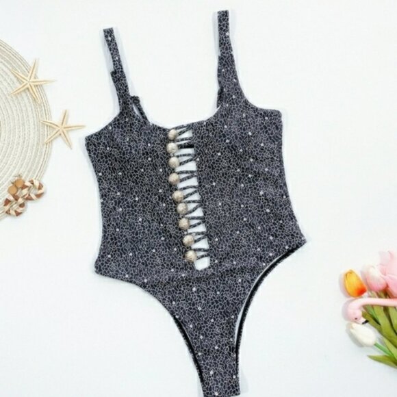 New Cutout High Leg Onepiece Swimsuit with Buttons - Picture 5 of 6